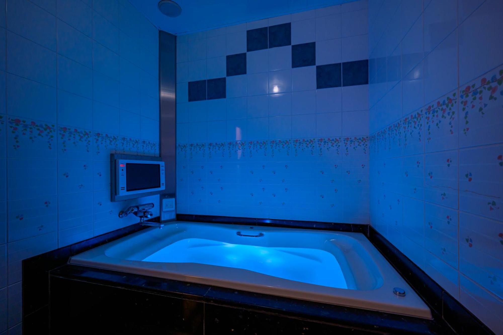 Tsurugashima Hotel Mobilia (Adults Only) מראה חיצוני תמונה