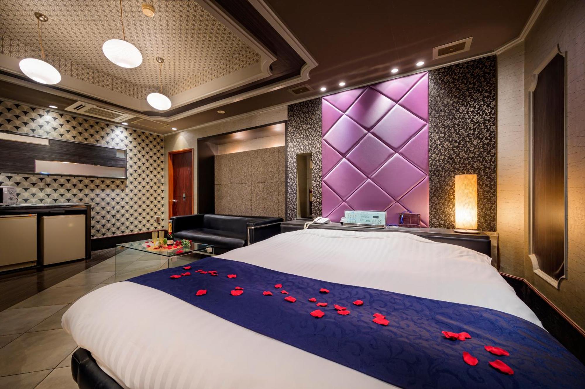 Tsurugashima Hotel Mobilia (Adults Only) מראה חיצוני תמונה