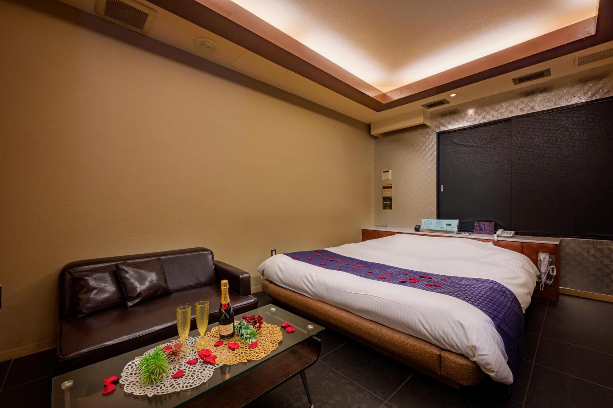 Tsurugashima Hotel Mobilia (Adults Only) מראה חיצוני תמונה