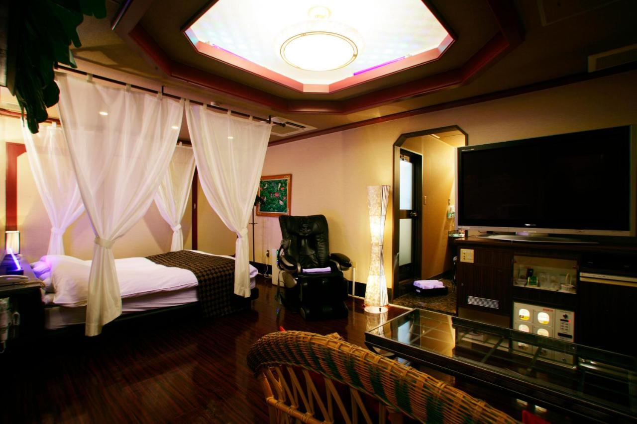 Tsurugashima Hotel Mobilia (Adults Only) מראה חיצוני תמונה